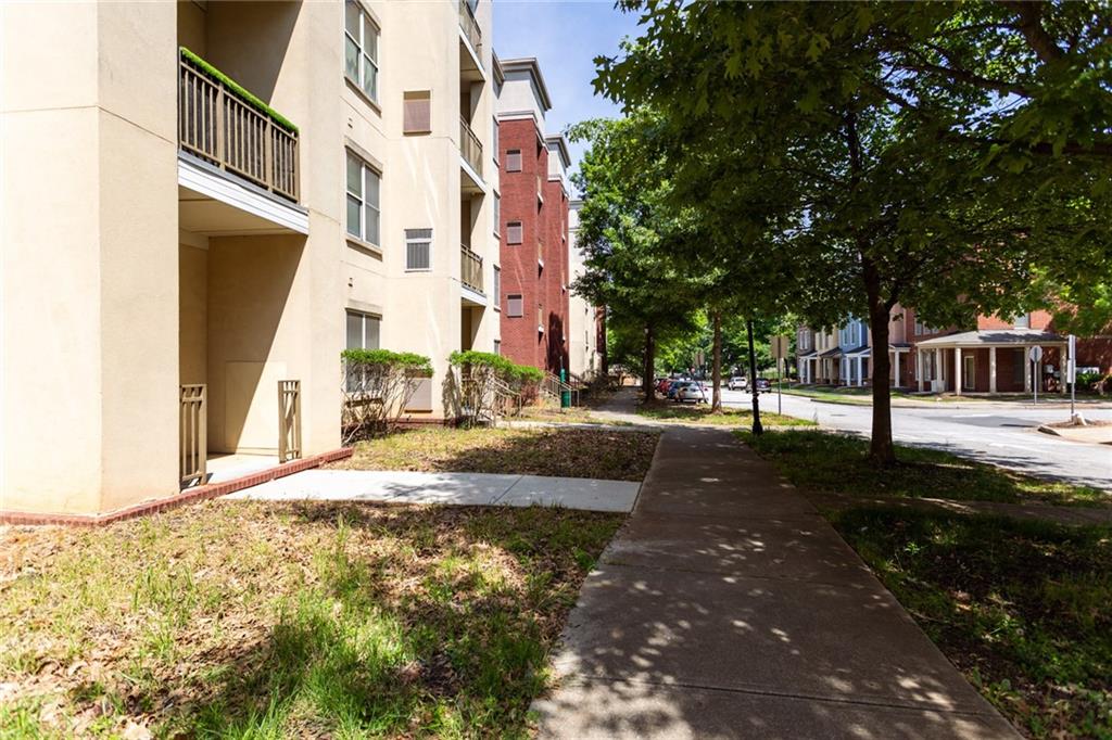 870 Mayson Turner Road NW 1144