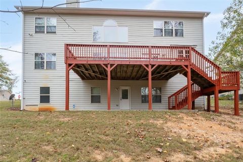 A home in Powder Springs