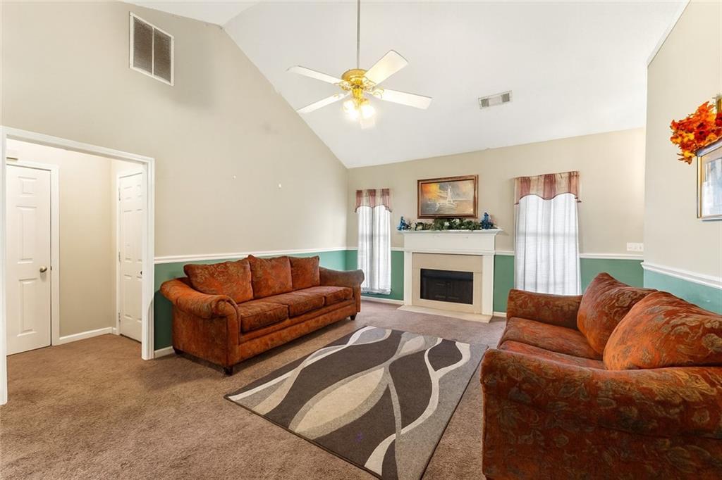 11203 Knotty Pine Place