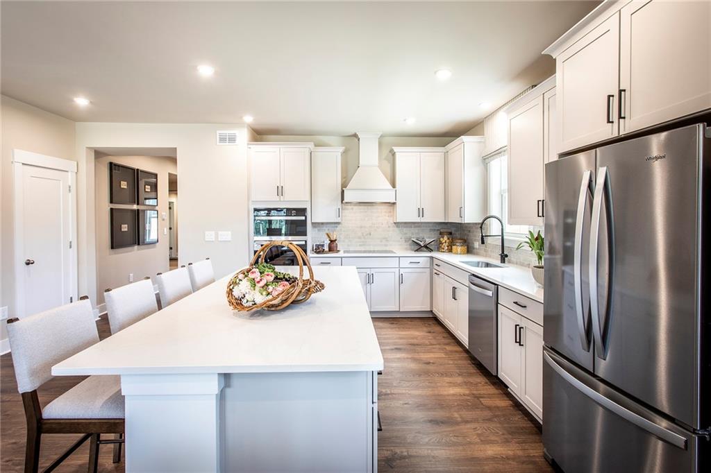 121 Willowfern Lane