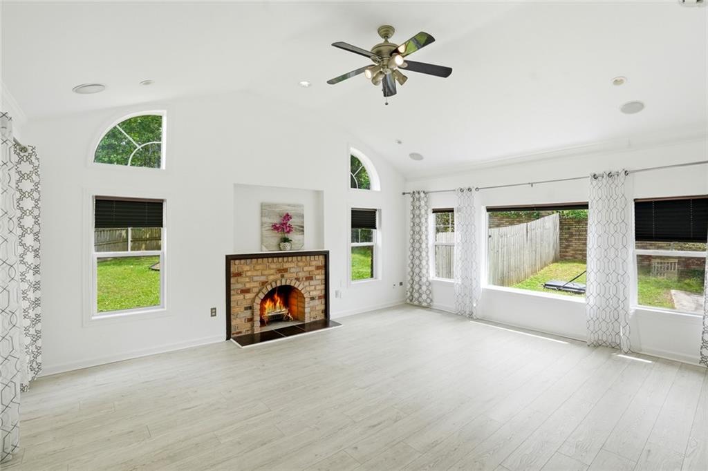 5291 Manhasset Cove
