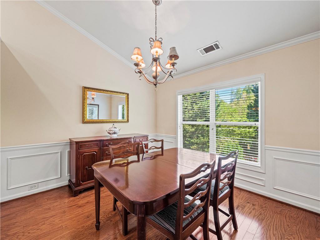 2402 Jasmine Glen Drive, Buford, Georgia image 10