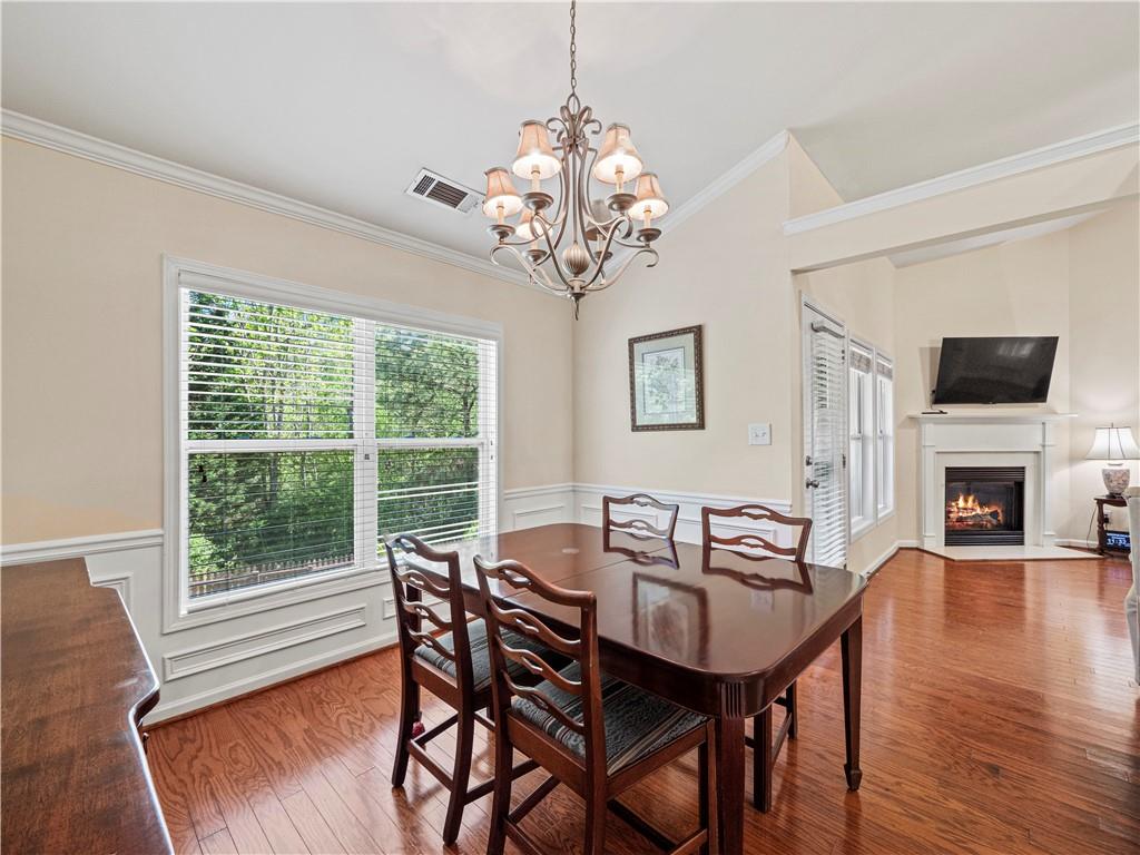2402 Jasmine Glen Drive, Buford, Georgia image 11