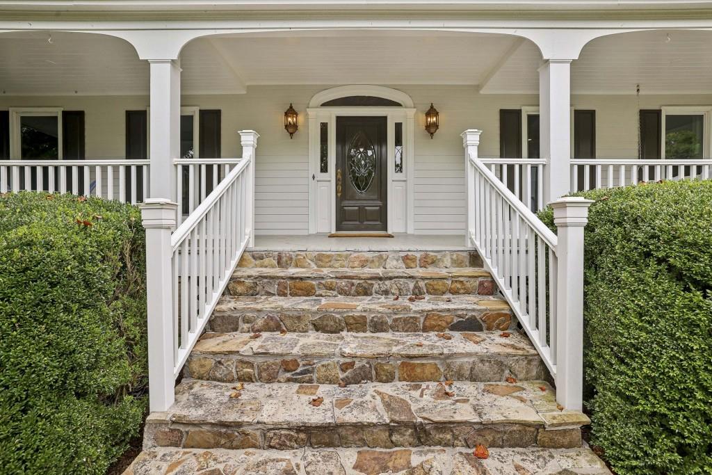 405 Ferry Landing NW
