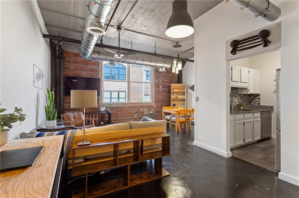 172 Haynes Street SW 304