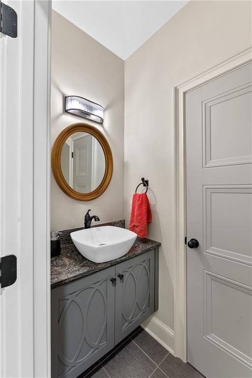 9950 Farmbrook Lane, Johns Creek, Georgia image 33