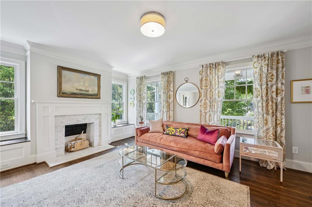 521 Collier Road NW