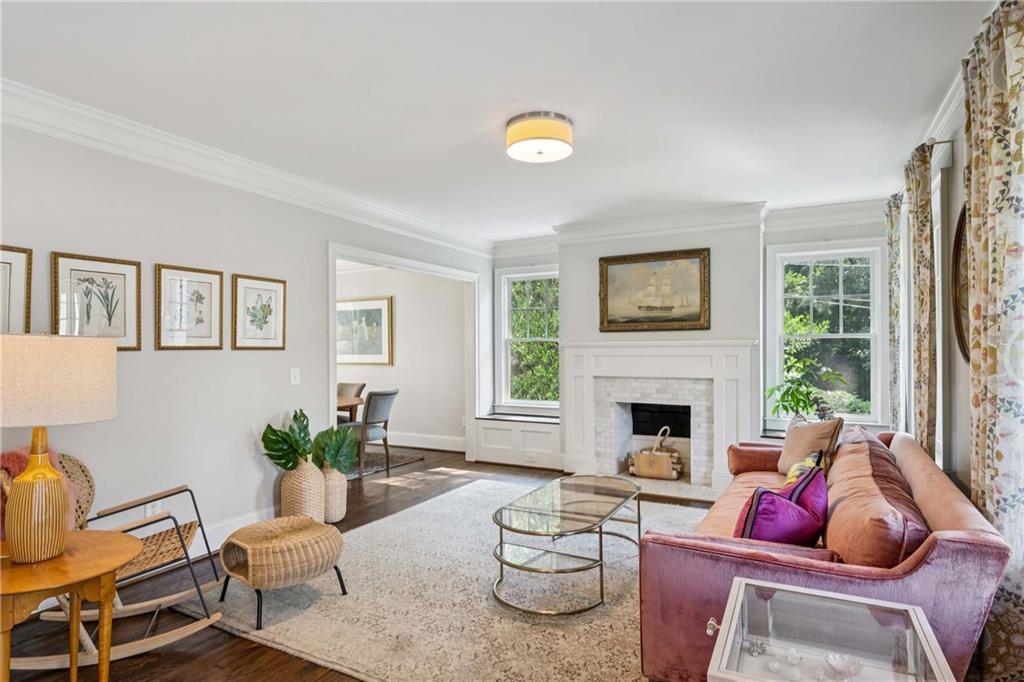 521 Collier Road NW