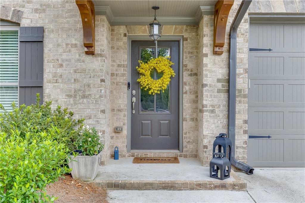 4275 Hunters Walk Way