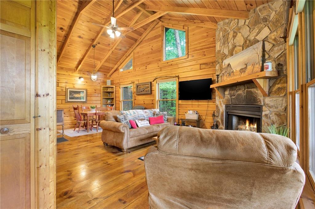 1157 Laurel Creek Road, Blue Ridge, Georgia image 7