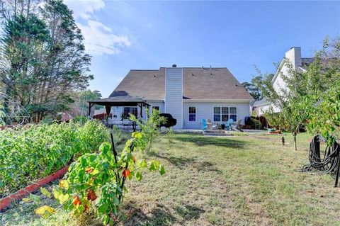 A home in Dacula