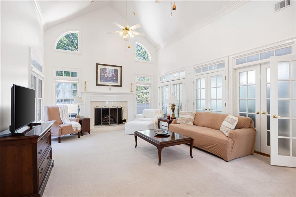 5200 Old Mountain Court NW