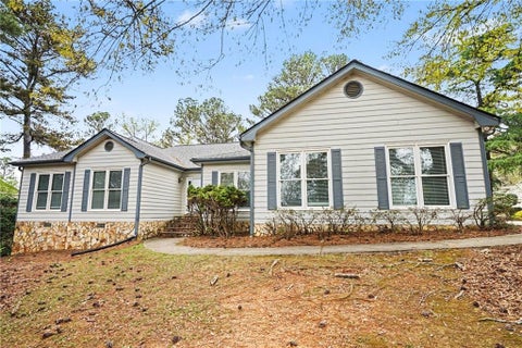 Homes For Sale - 261 Hambridge Court<br/> Lawrenceville, GA 30043