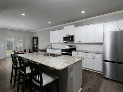 Homes For Sale - 371 Highgrove Way<br/> Dallas, GA 30157