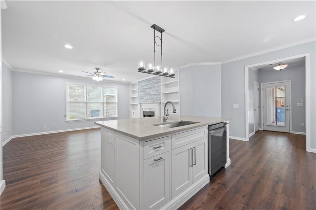 3826 Baxley Village Trail, Suwanee, Georgia image 9