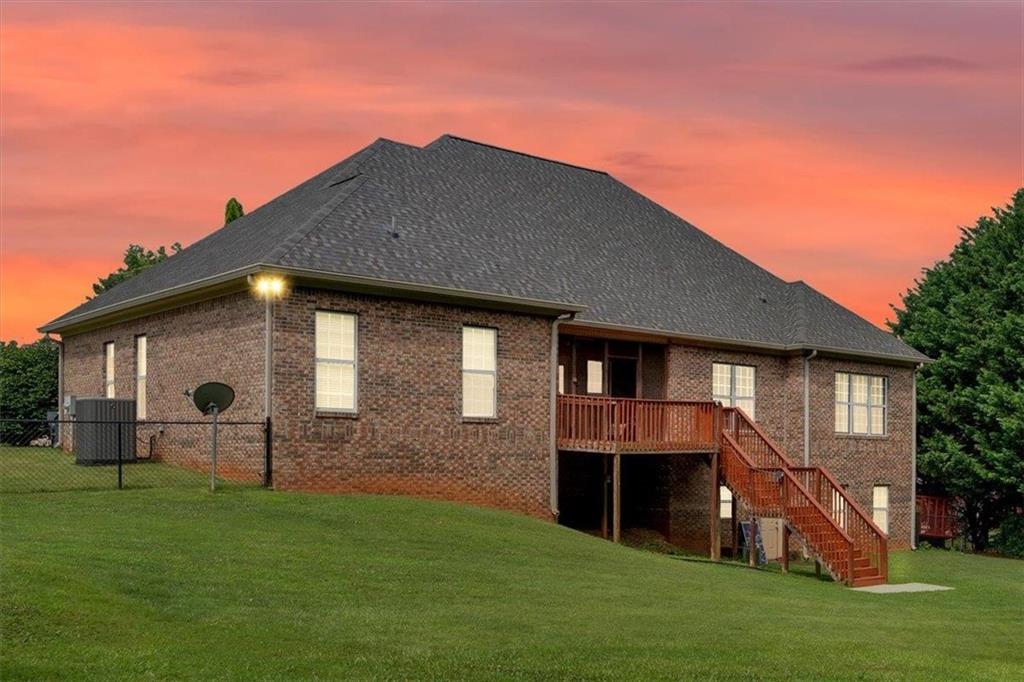 193 Meadow Creek Circle