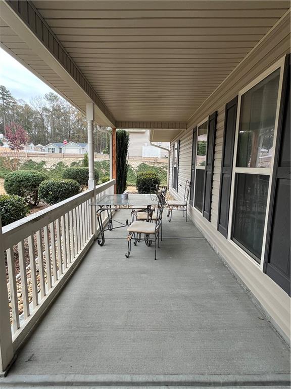 2029 Jessica Drive, Winder, Georgia image 9