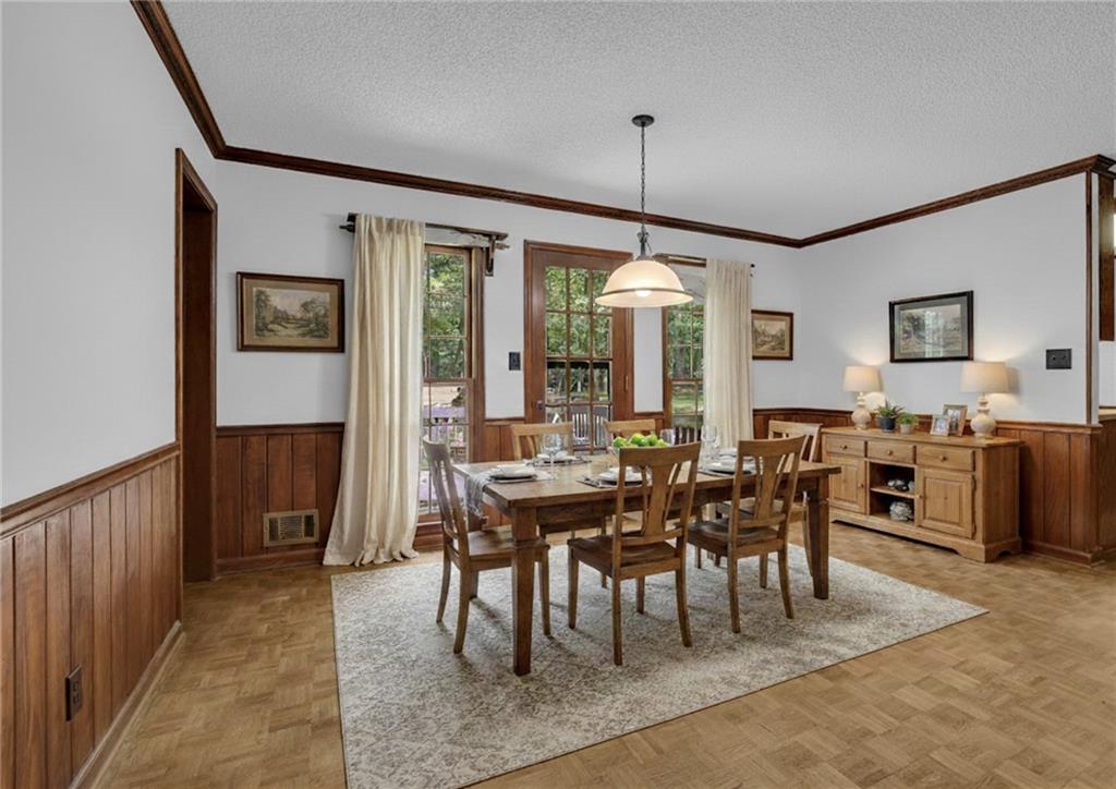 6896 Heardsville Road