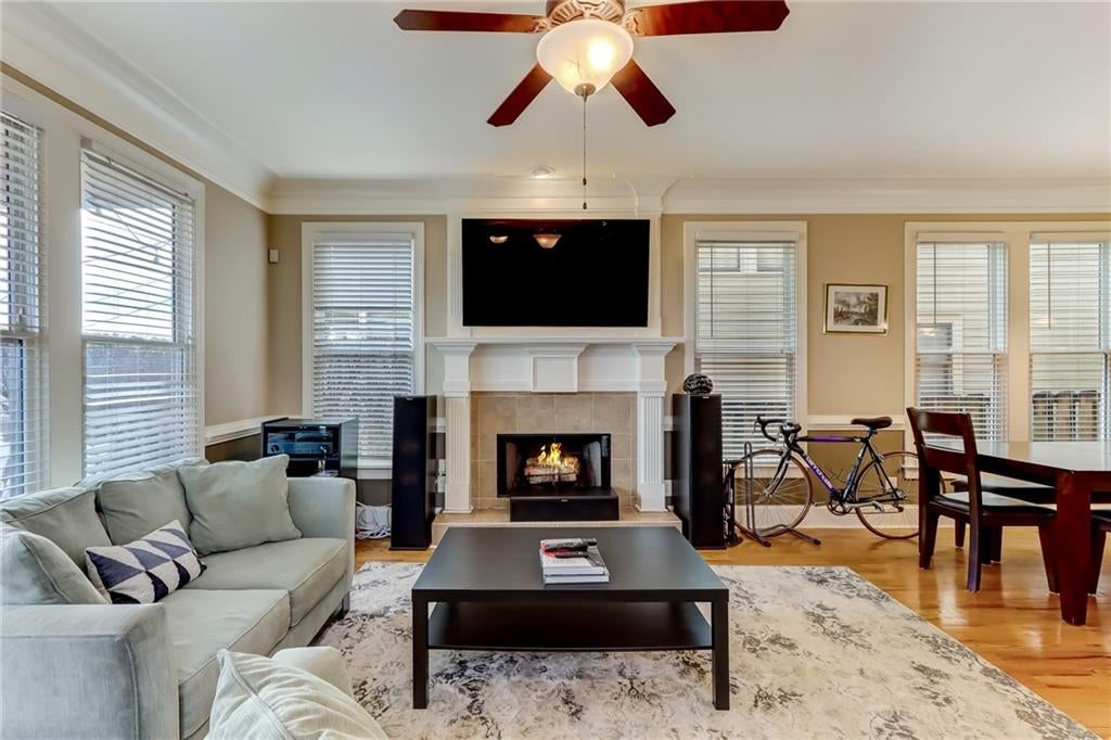 345 Chastain Street SE