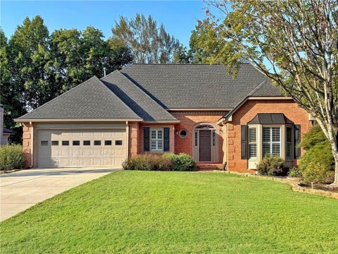Homes For Sale - 360 Stepping Stone Drive<br/> Alpharetta, GA 30004
