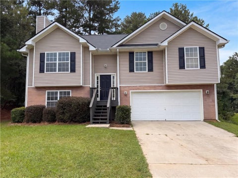 Homes For Sale - 3936 Kimberlyn Court<br/> Rex, GA 30273
