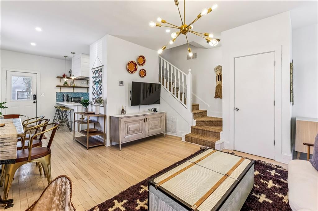 196 Reinhardt Street SE A