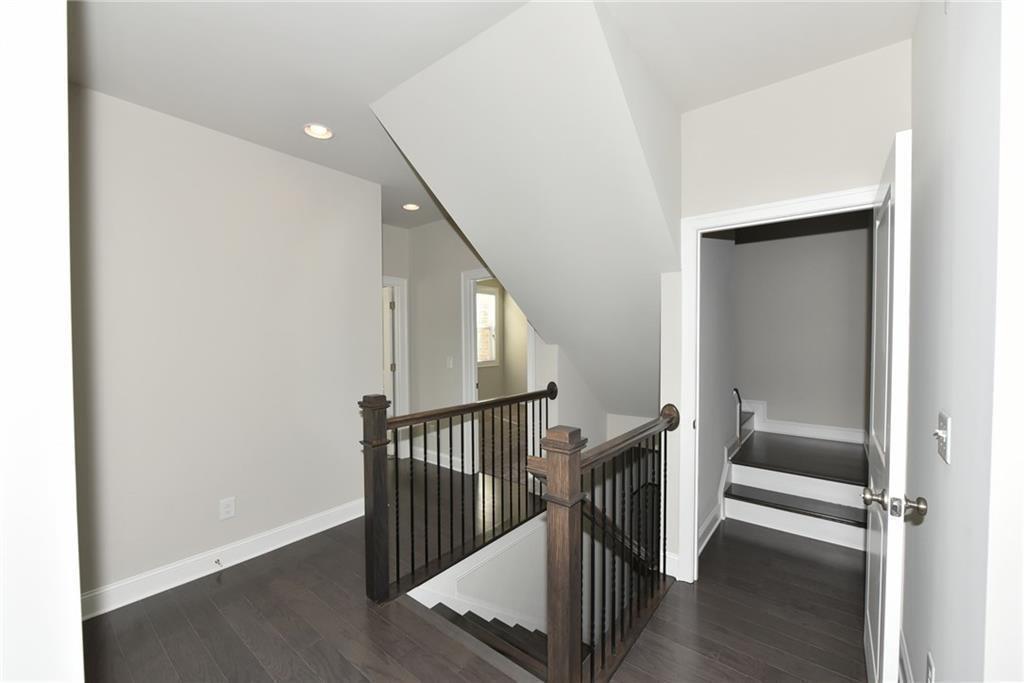 Cresslyn - Residential Lease