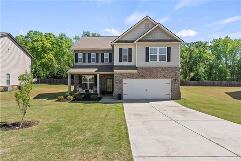 Homes For Sale - 180 Sophie Circle<br/> Locust Grove, GA 30248