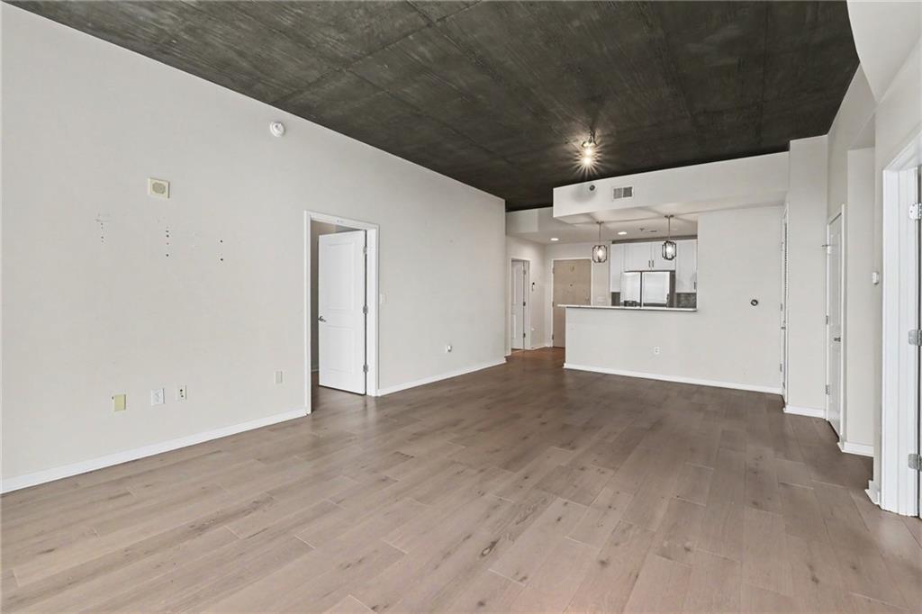 3324 Peachtree Road NE 905
