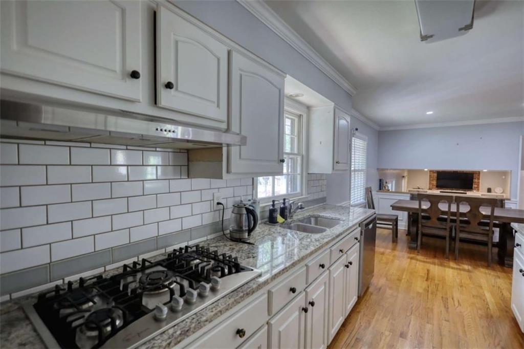 493 James Street Sw, Lilburn, Georgia image 17