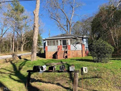 Homes For Sale - 1045 N Wilkinson Street<br/> Milledgeville, GA 31061