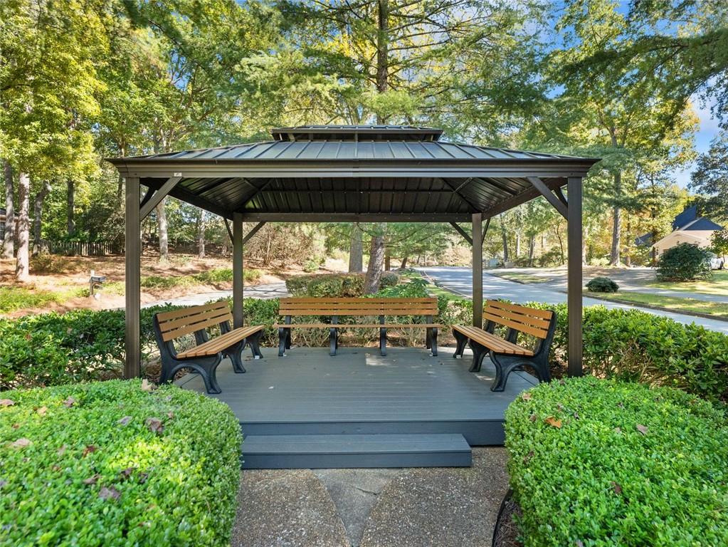 RIVERMONT - Residential