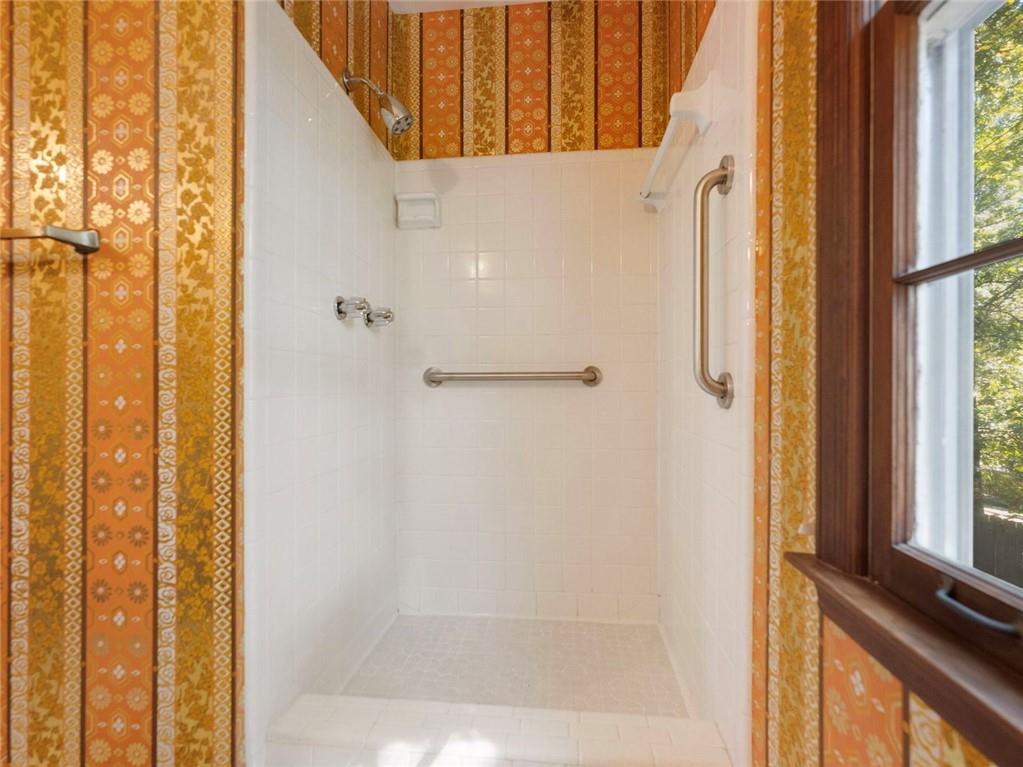 RIVERMONT - Residential