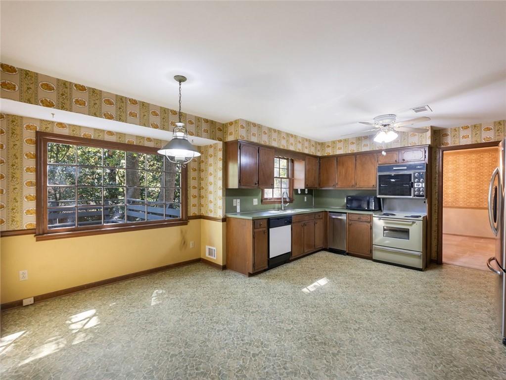 RIVERMONT - Residential