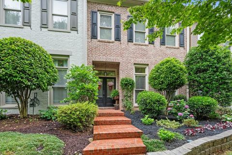 Photo of 1651 Ridenour Parkway, Kennesaw, GA 30152 (MLS # 7767136)