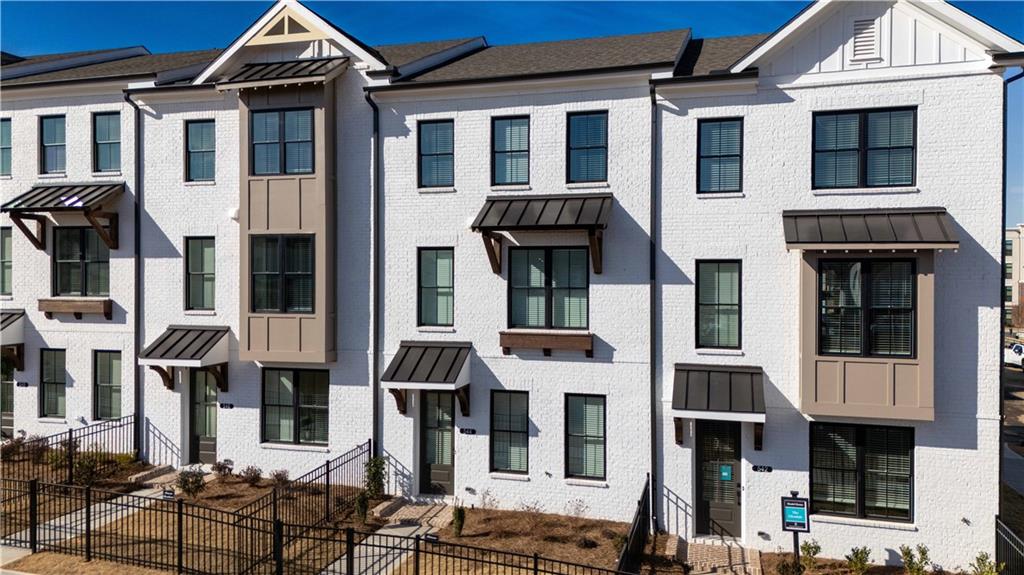 629 Silva Street 128