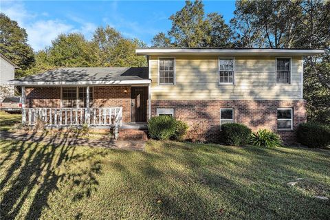 A home in Barnesville