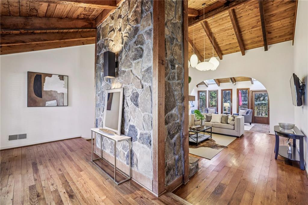 385 Stone Mill Trail