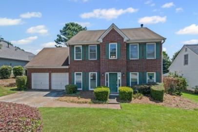 * Special Offer $250 off first month *
Don't miss this fantastic opportunity to lease a beautiful home in the heart of Alpharetta. This move-in-ready property is zoned for the highly-acclaimed Alpharetta school district, making it a perfect choice for families.
The entire home features brand new carpet and has been freshly painted from top to bottom, offering a clean and modern feel. With four spacious bedrooms, there is plenty of room for everyone.
Key Features:
4 Bedrooms
Freshly Painted Interior
Brand New Carpet Throughout
Excellent Location with easy access to shopping, dining, and GA-400
Located within the top-rated Alpharetta school district
This home is clean, bright, and ready for you to move in. Schedule your showing today before it's gone!
Rental Criteria: 600+ credit score, Income 3x rent amount, No evictions or bankruptcies.