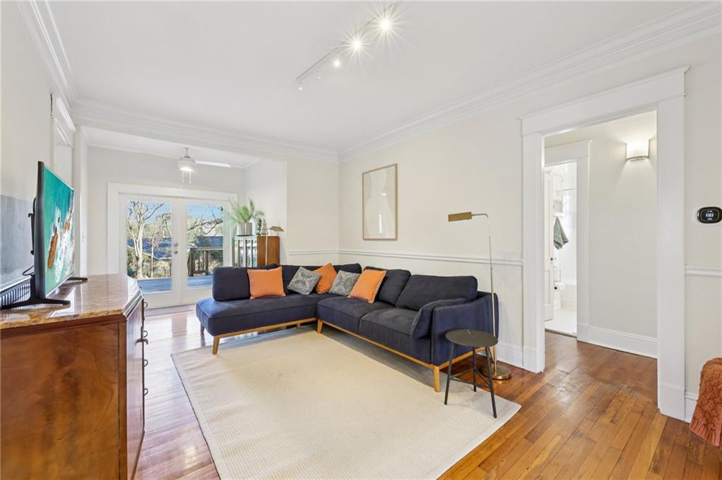 1470 Hartford Avenue SW