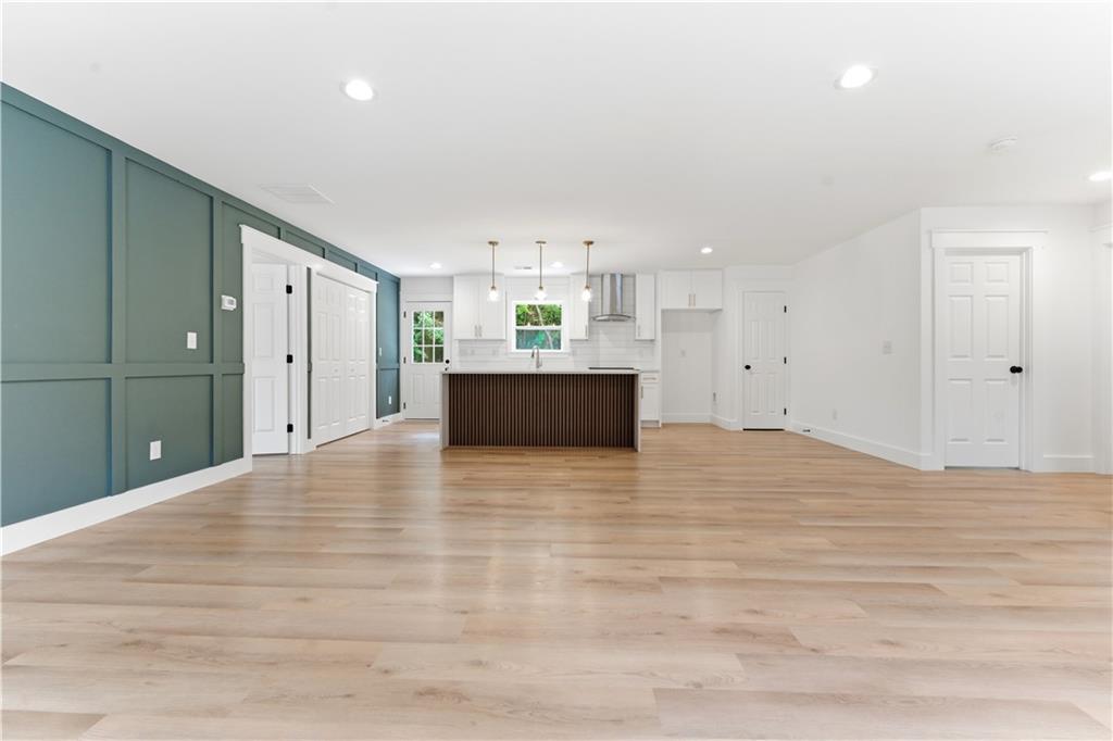 15 Plantation Drive NE