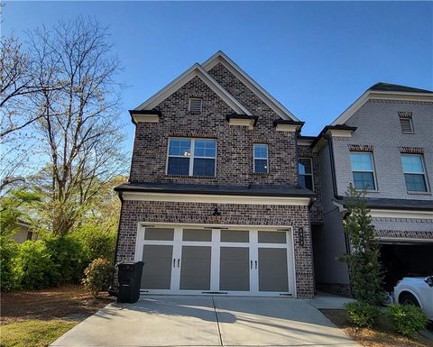 Townhouse For Sale - 4898 Mountain Rose Walk<br/> Buford, GA 30518