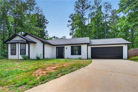 Homes For Sale - 3338 Lindale Court<br/> Dekalb County, Ellenwood, GA 30294