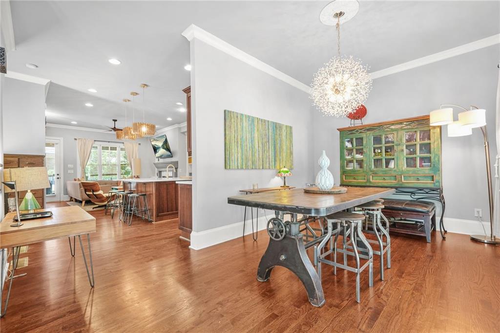 385 15TH Street NW 6