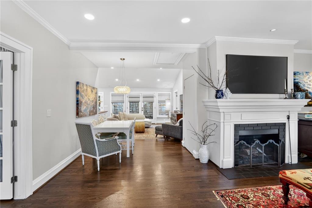 60 Montgomery Ferry Drive NE