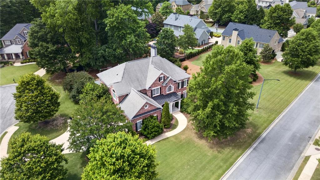 2898 Paces Farm Court SW