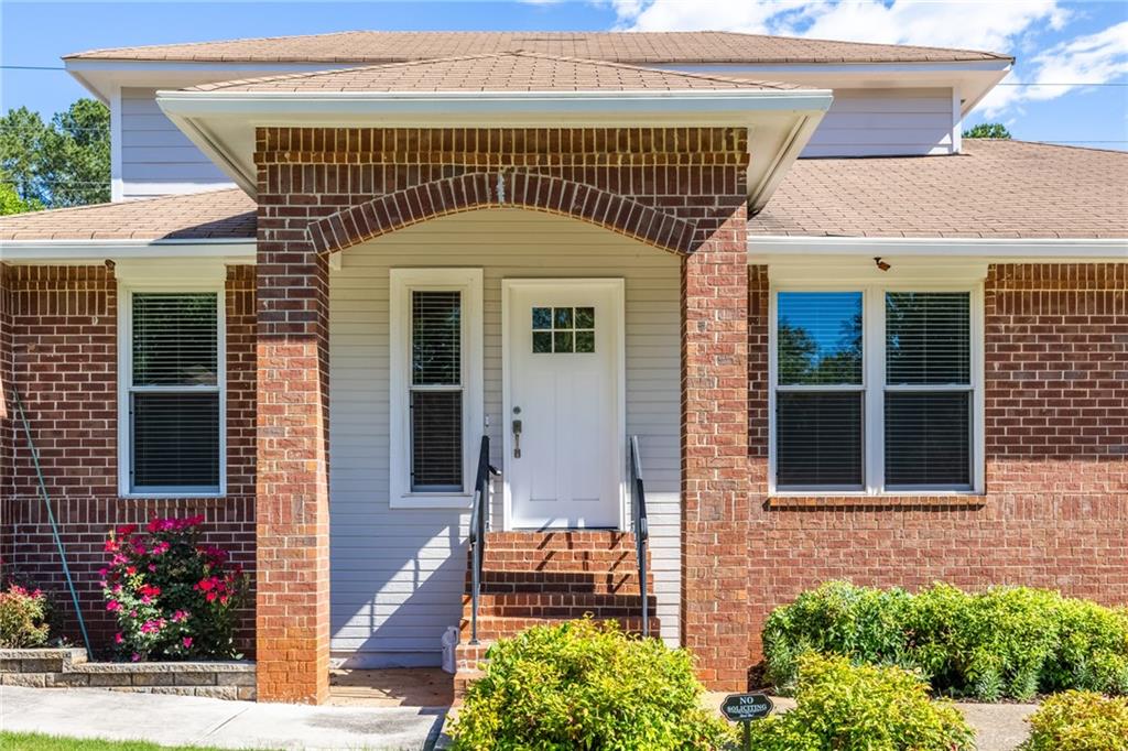 1480 Shady Cove Lane, Lawrenceville, Georgia image 4