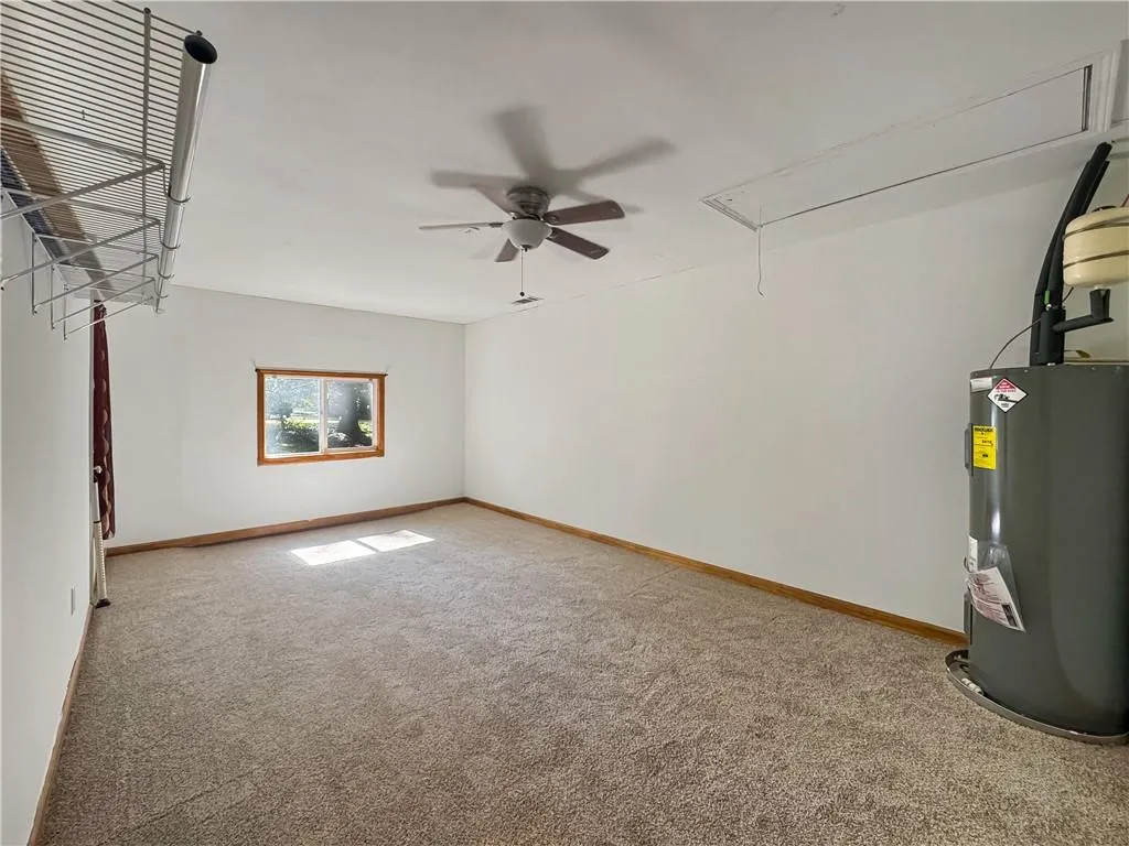 Newnan, Georgia 30277, United States, 3 Bedrooms Bedrooms, ,2 BathroomsBathrooms,Residential,Active,204821