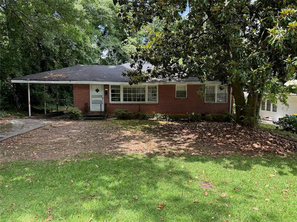 Home Features: One-level full brick ranch with updated style and layout Freshly painted interior with refreshed flooring for a clean, modern feel Updated interiors throughout. Spacious driveway for parking Large private backyard — perfect for entertaining, gardening, or relaxing outdoors Ideal for easy, single-level living Convenient location near parks, schools, and shopping Rental Qualifications Application fee: $45 per adult (18+) Income requirement: Minimum gross income of 3× the monthly rent Credit: All credit considered Low Credit Score: Requires an additional deposit or use of rental deposit insurance Eviction history: No evictions or eviction filings within the past 3 years Emotional Support Animals: Must provide a verifiable ESA letter Registration cards are not accepted Renter’s insurance is required: Minimum coverage: $15,000 personal property / $100,000 general liability Utilities: Tenant is responsible for all utilities ?? Reservation Terms Once approved, a reservation fee of 50% of the first month’s rent is due Holds the home off the market for up to 10 days Applied to the security deposit upon lease signing Non-refundable if the lease is not signed or if the reservation is canceled for any reason