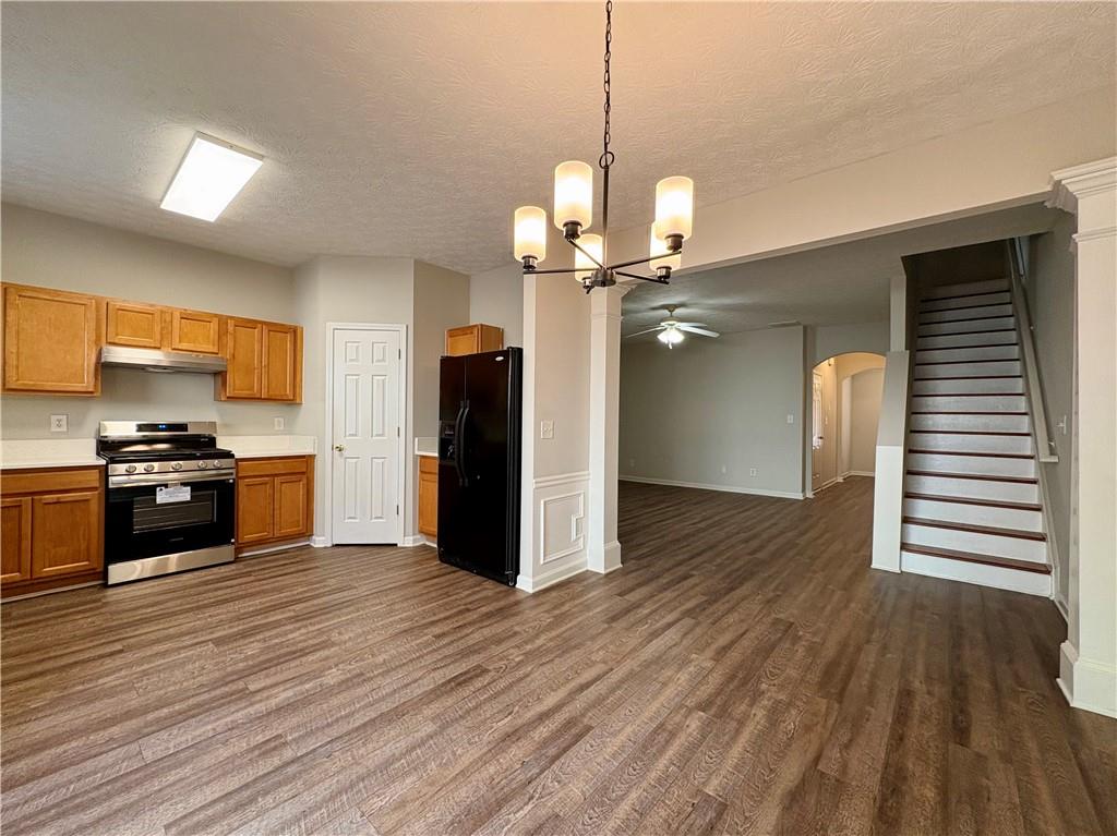 3884 Grovemont Place